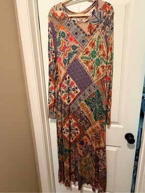 NATURAL LIFE Multi-Color Patchwork Floral Long Sleeve Maxi Dress